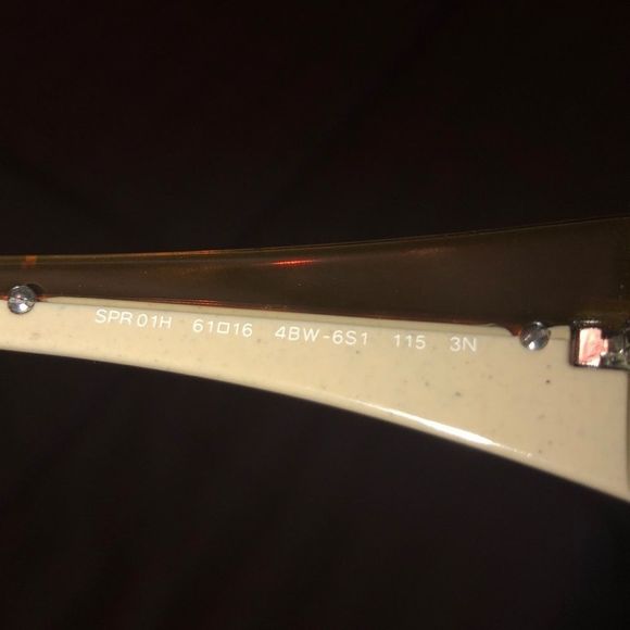 Prada sunshades - Picture 9 of 12